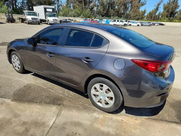3MZBN1U7XJM183720 2018 MAZDA 3 - Image 2