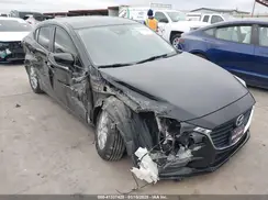 3MZBN1U7XJM198413 2018 MAZDA 3