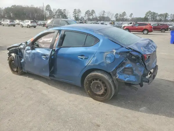 3MZBN1U7XJM220555 2018 MAZDA 3 - Image 2
