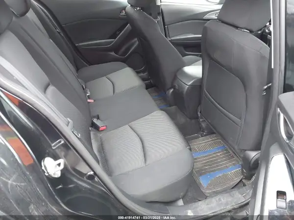 3MZBN1U7XJM221236 2018 MAZDA 3 - Image 8