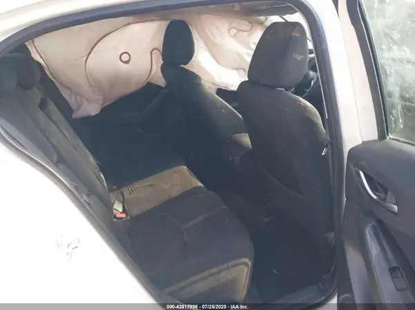 3MZBN1U7XJM229997 2018 MAZDA 3 - Image 8