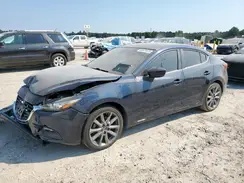 3MZBN1V30JM159891 2018 MAZDA 3