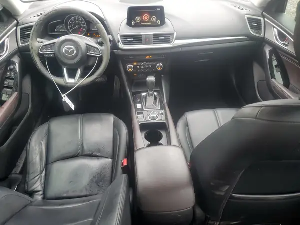 3MZBN1V30JM170034 2018 MAZDA 3 - Image 8