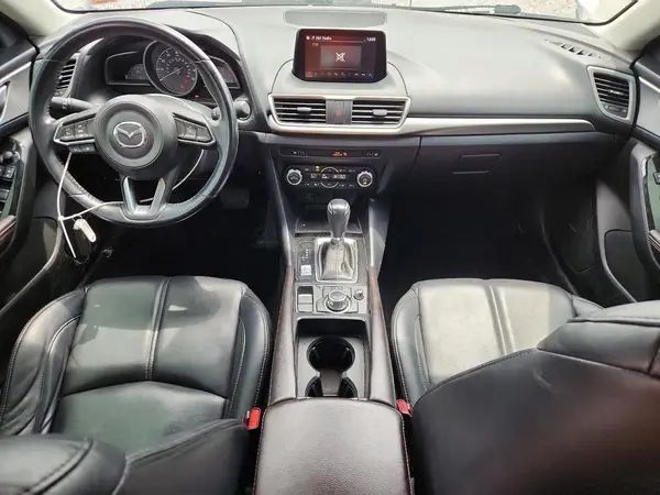 3MZBN1V30JM172060 2018 MAZDA 3 - Image 8