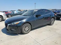 3MZBN1V30JM174858 2018 MAZDA 3