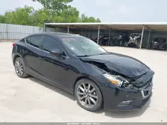 3MZBN1V30JM174889 2018 MAZDA 3