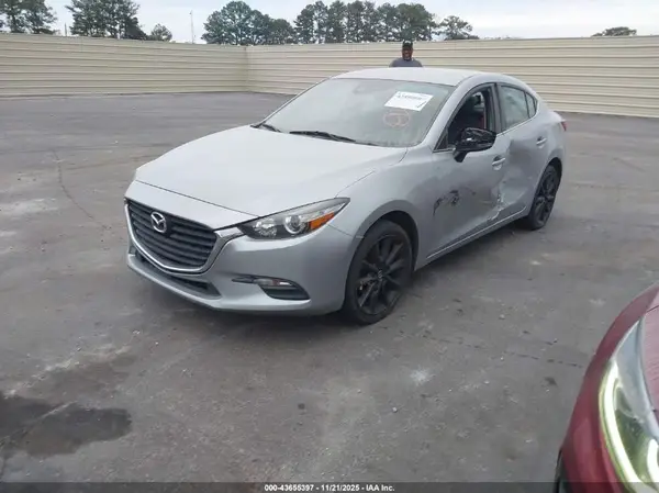 3MZBN1V30JM181650 2018 MAZDA 3 - Image 2