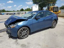 3MZBN1V30JM181700 2018 MAZDA 3