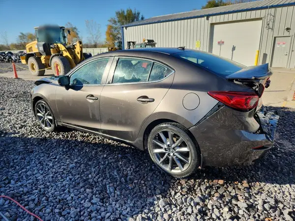 3MZBN1V30JM182006 2018 MAZDA 3 - Image 2