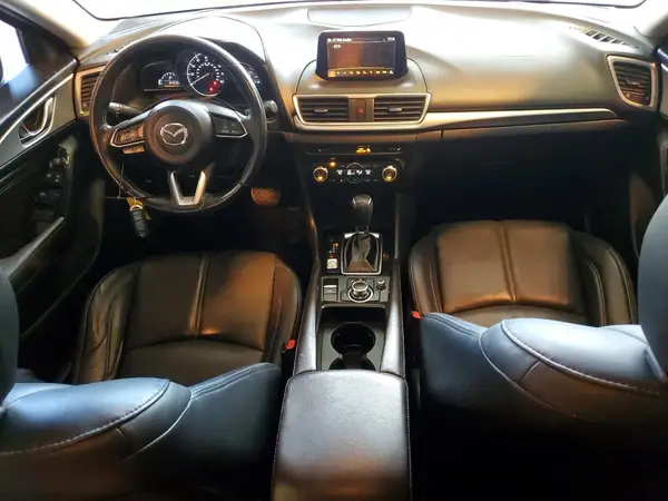 3MZBN1V30JM182068 2018 MAZDA 3 - Image 8