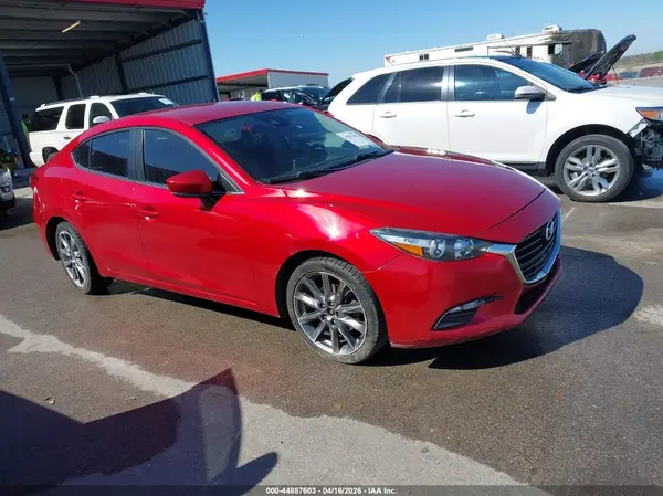 3MZBN1V30JM186413 2018 MAZDA 3 - Image 1