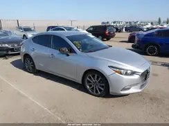 3MZBN1V30JM199629 2018 MAZDA 3