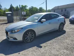 3MZBN1V30JM201170 2018 MAZDA 3