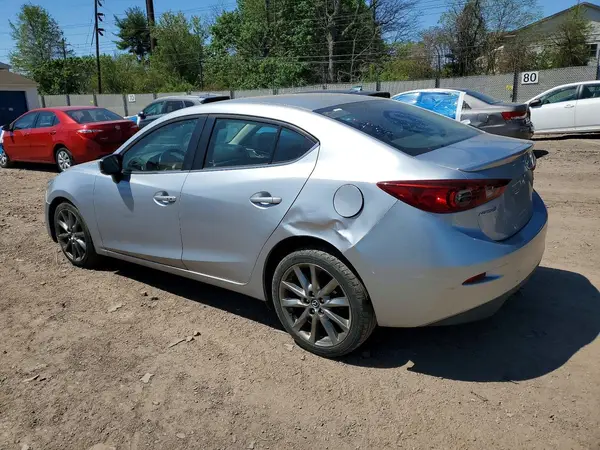 3MZBN1V30JM201377 2018 MAZDA 3 - Image 2