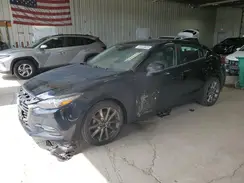3MZBN1V30JM201847 2018 MAZDA 3