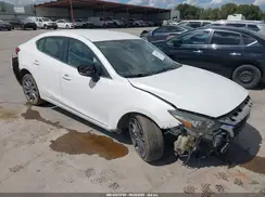 3MZBN1V30JM202447 2018 MAZDA 3