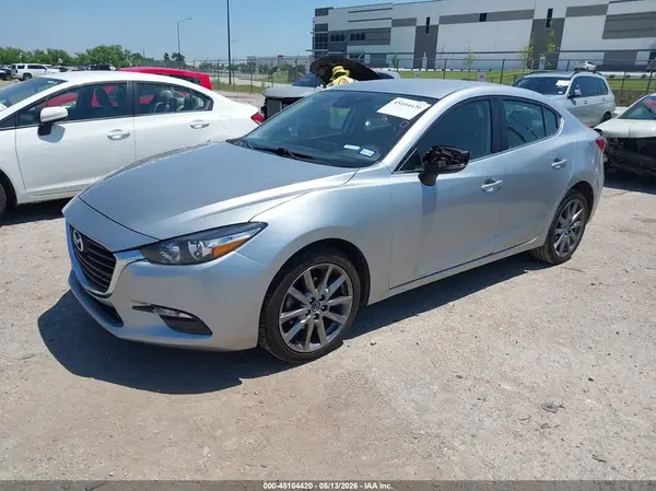 3MZBN1V30JM206188 2018 MAZDA 3 - Image 2