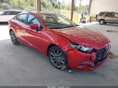 3MZBN1V30JM206210 2018 MAZDA 3