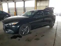 3MZBN1V30JM208636 2018 MAZDA 3