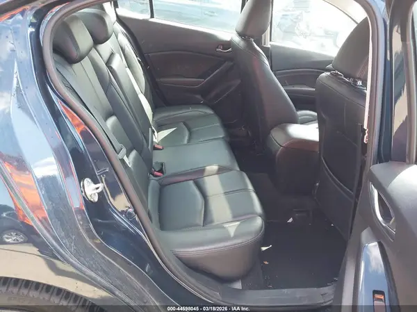 3MZBN1V30JM211441 2018 MAZDA 3 - Image 8