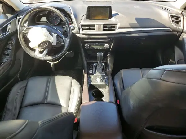3MZBN1V30JM217210 2018 MAZDA 3 - Image 8