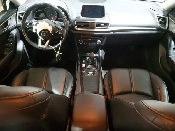 3MZBN1V30JM226442 2018 MAZDA 3 - Image 8