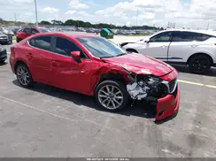 3MZBN1V30JM236999 2018 MAZDA 3
