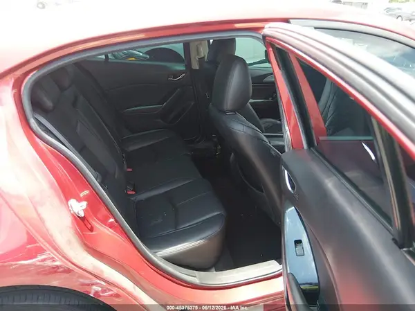 3MZBN1V30JM236999 2018 MAZDA 3 - Image 8