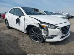 3MZBN1V30JM237117 2018 MAZDA 3