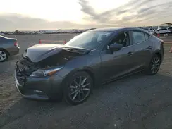 3MZBN1V30JM246156 2018 MAZDA 3