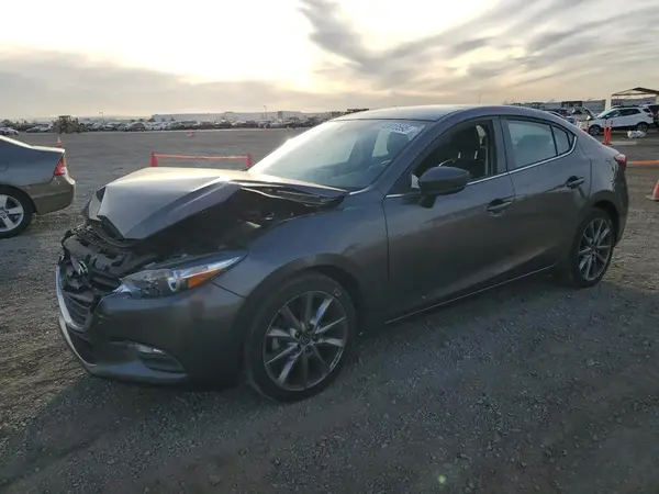 3MZBN1V30JM246156 2018 MAZDA 3 - Image 1