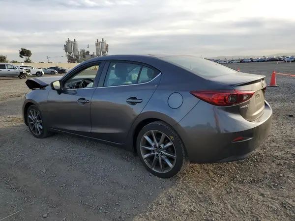 3MZBN1V30JM246156 2018 MAZDA 3 - Image 2