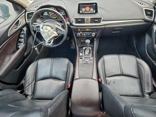 3MZBN1V30JM251311 2018 MAZDA 3 - Image 8