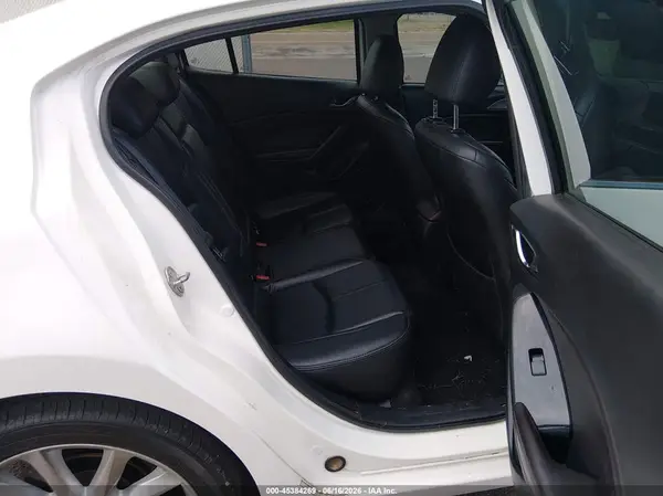 3MZBN1V30JM251518 2018 MAZDA 3 - Image 8