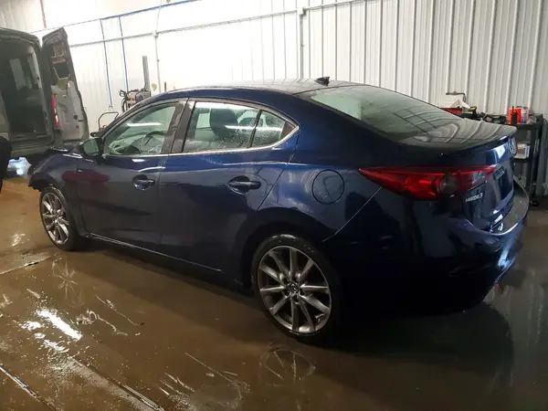 3MZBN1V30JM252409 2018 MAZDA 3 - Image 2