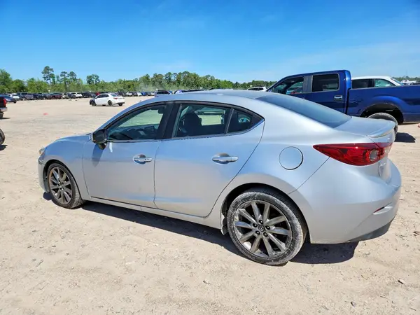3MZBN1V30JM254645 2018 MAZDA 3 - Image 2