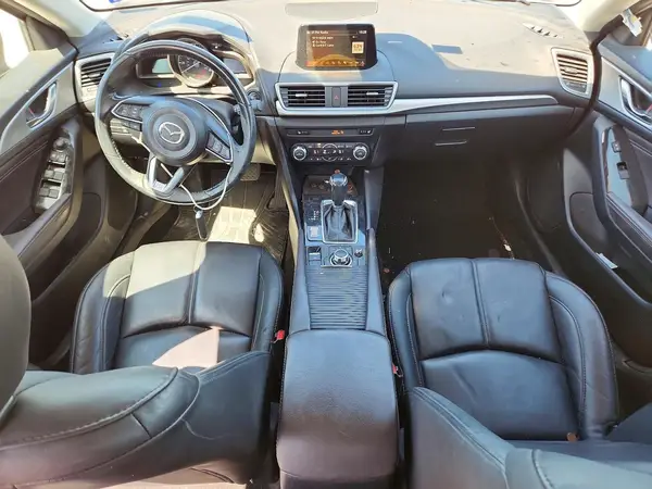 3MZBN1V30JM254645 2018 MAZDA 3 - Image 8