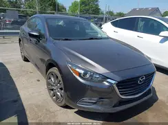 3MZBN1V30JM257416 2018 MAZDA 3