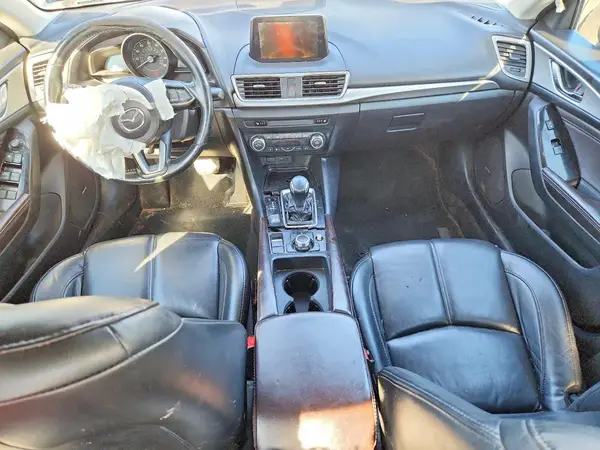 3MZBN1V30JM259747 2018 MAZDA 3 - Image 8
