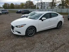 3MZBN1V30JM262163 2018 MAZDA 3