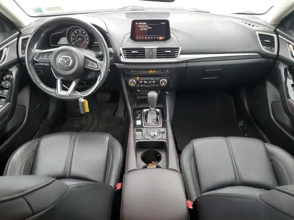 3MZBN1V30JM262163 2018 MAZDA 3 - Image 8