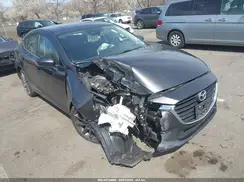 3MZBN1V30JM265967 2018 MAZDA 3