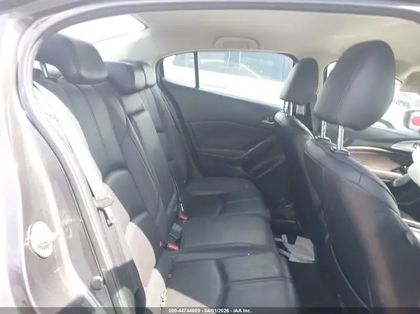 3MZBN1V30JM265967 2018 MAZDA 3 - Image 8