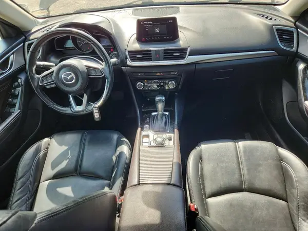 3MZBN1V30JM272904 2018 MAZDA 3 - Image 8