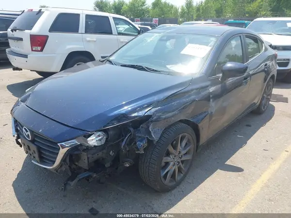 3MZBN1V30JM273437 2018 MAZDA 3 - Image 2