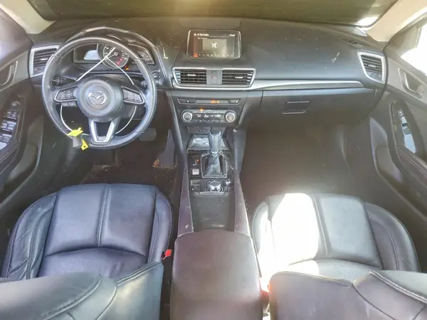 3MZBN1V31JM175162 2018 MAZDA 3 - Image 8