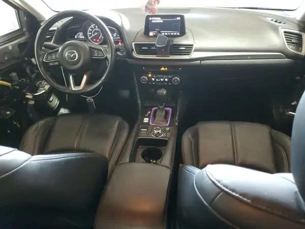 3MZBN1V31JM182483 2018 MAZDA 3 - Image 8