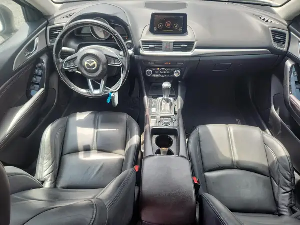 3MZBN1V31JM184217 2018 MAZDA 3 - Image 8