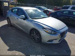 3MZBN1V31JM184251 2018 MAZDA 3