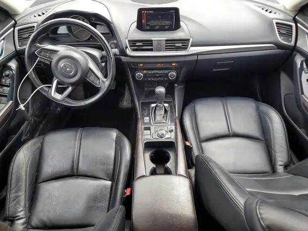 3MZBN1V31JM192348 2018 MAZDA 3 - Image 8